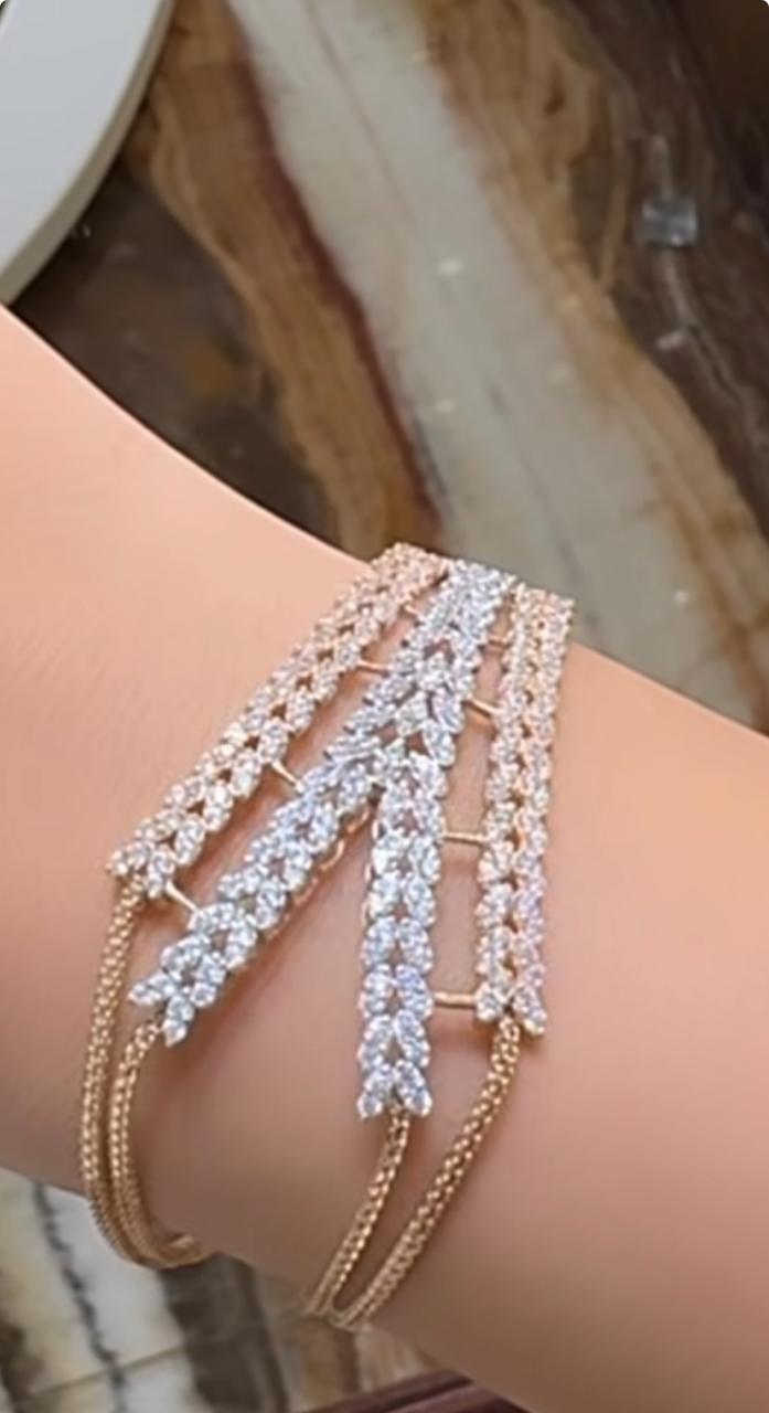 V bracelet  #401525
