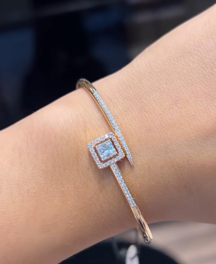 SQ bracelet  #401425